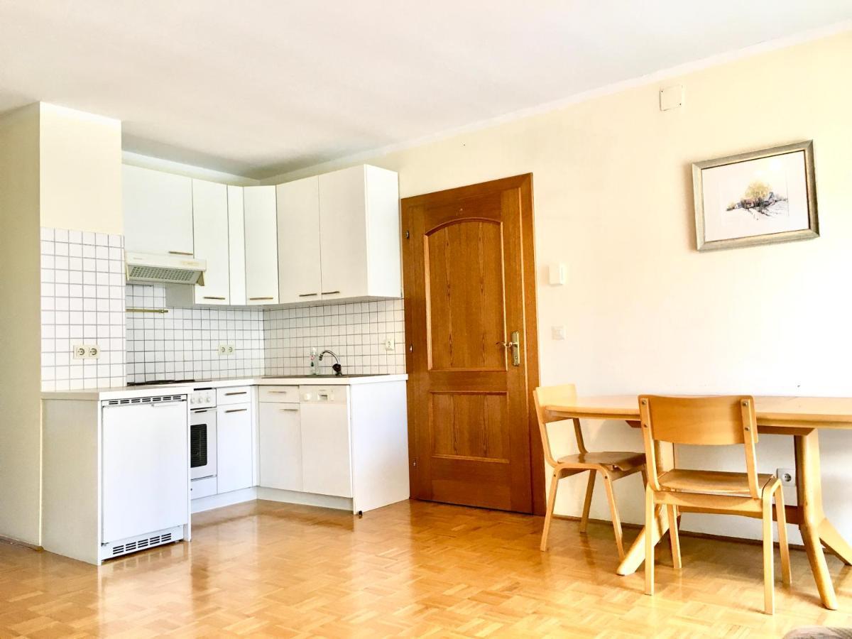 Apartman Jana By Woerthersee Appartement Raunach Buitenkant foto
