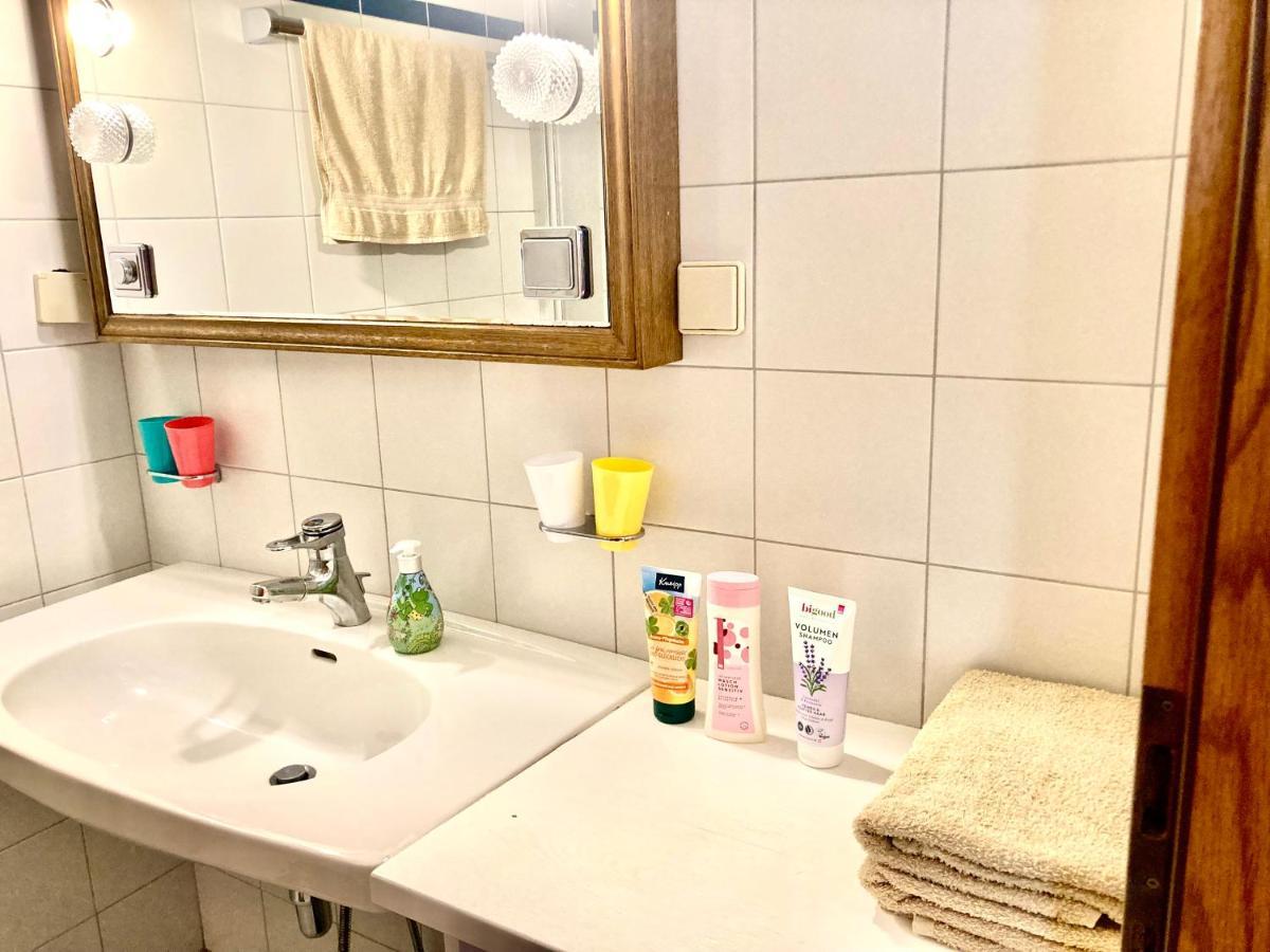 Apartman Jana By Woerthersee Appartement Raunach Buitenkant foto