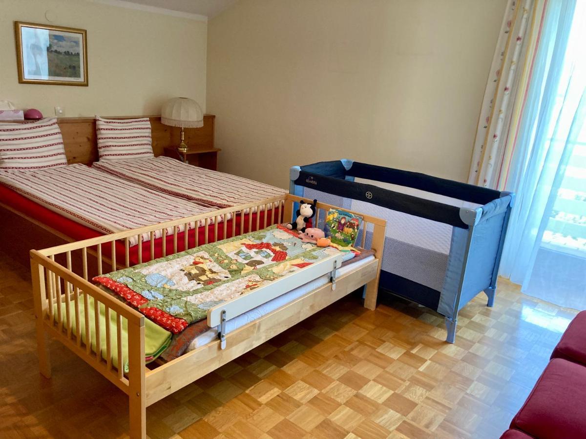 Apartman Jana By Woerthersee Appartement Raunach Buitenkant foto